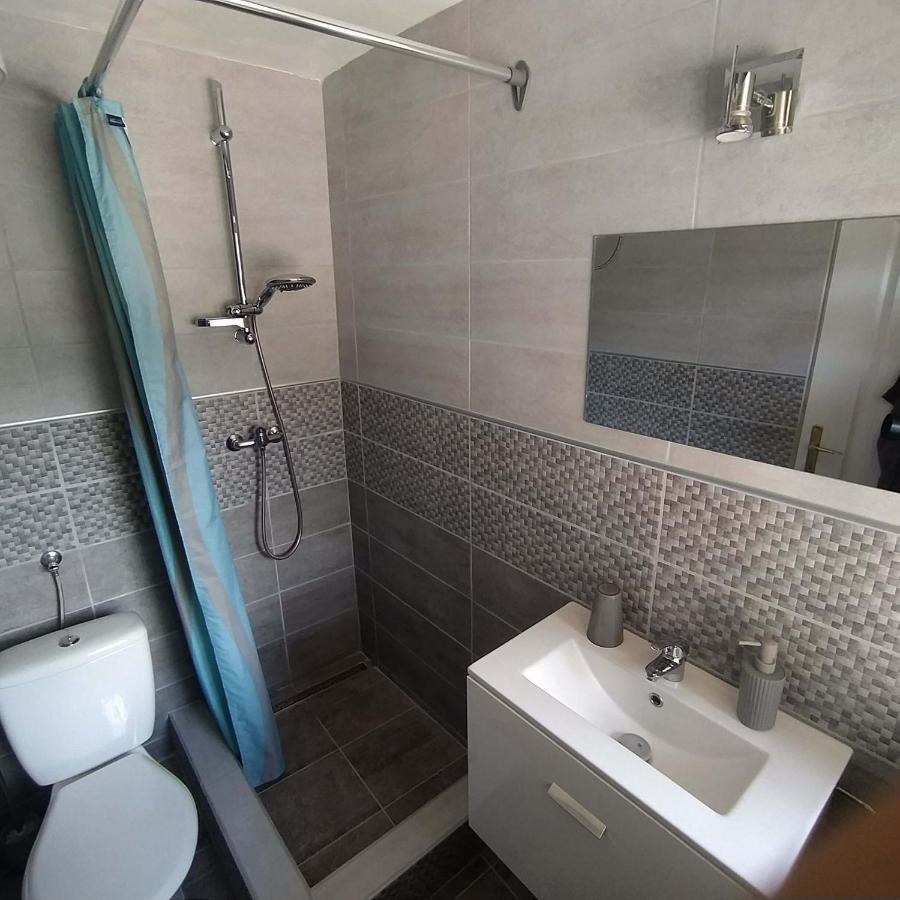 Tölgyfa Panzió Hotel Balatonszepezd Exterior foto
